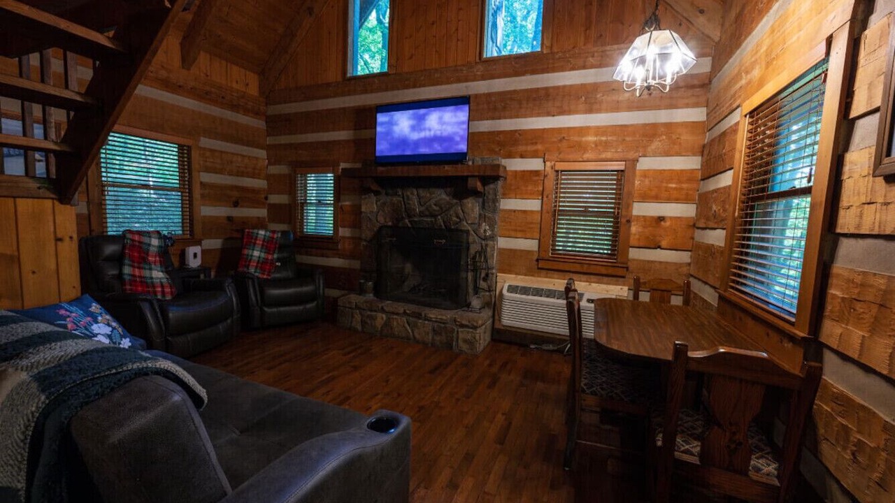 Photo of Livingroom in Cosby
