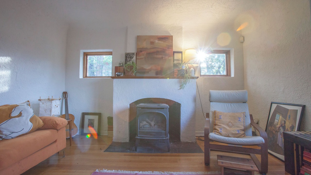 Photo of Livingroom in Victory Hills