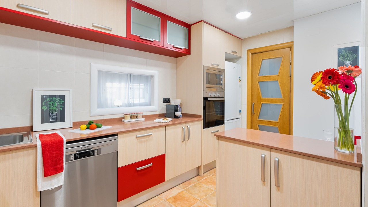 Photo of Kitchen in el Camp d'en Grassot i Gracia Nova