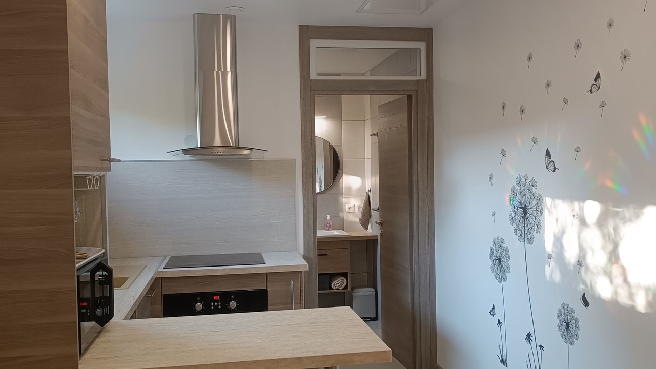 Photo of Kitchen in Saint-Martin-de-Londres