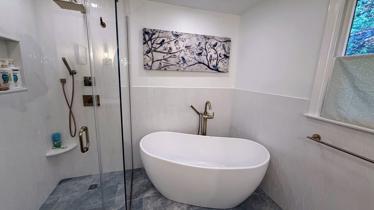 Photo of Bathroom in East Orleans