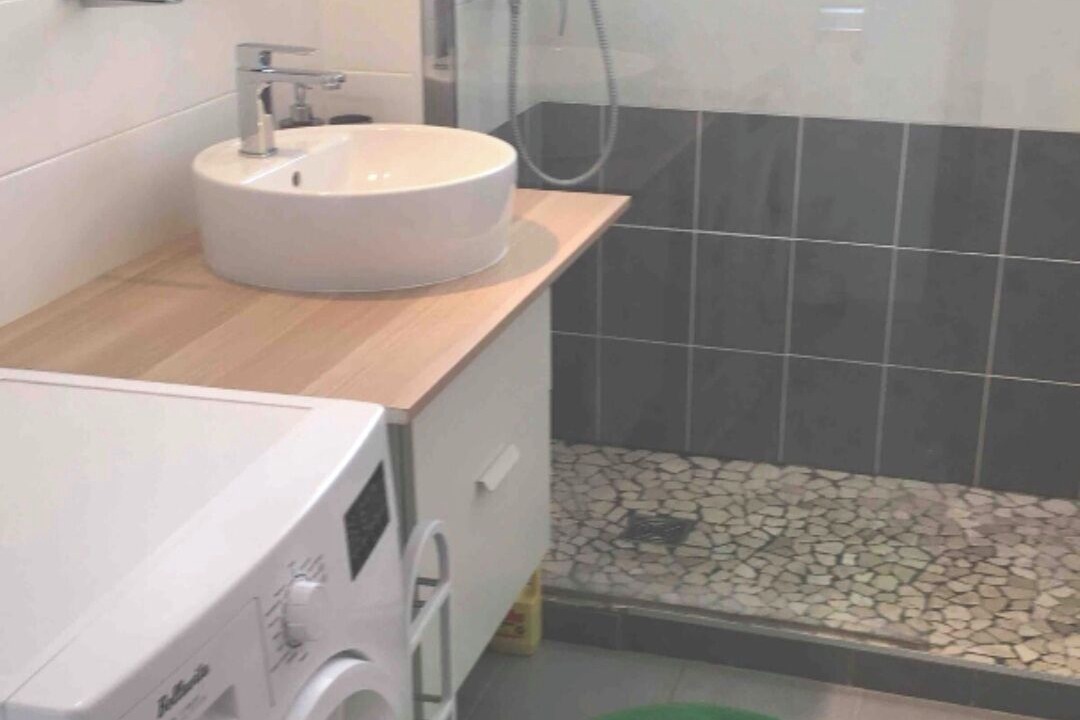 Photo of Bathroom in Annemasse