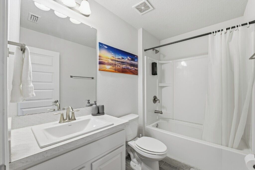 Photo of Bathroom in Highlands