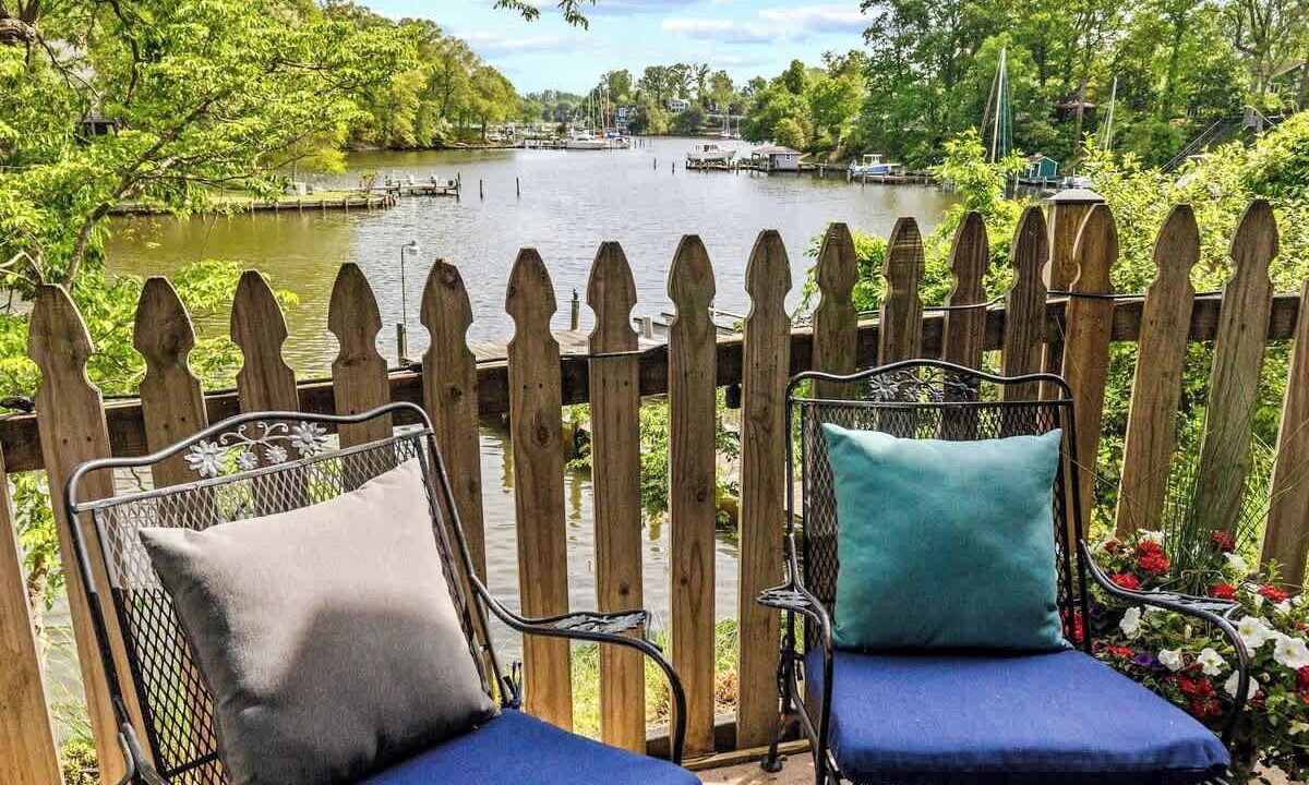 Photo of Patio Balcony in Edgewater