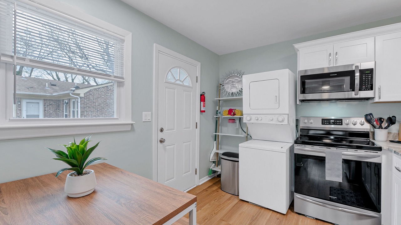 Photo of Kitchen in North Camellia Acres