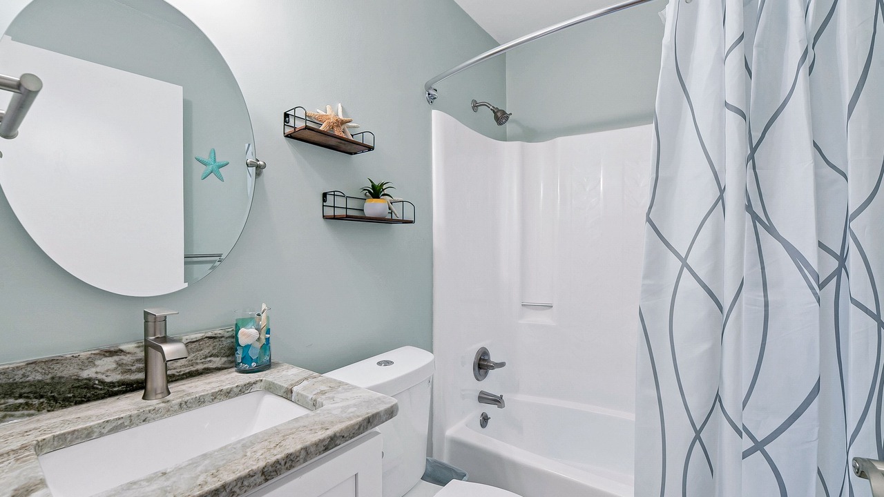 Photo of Bathroom in North Camellia Acres