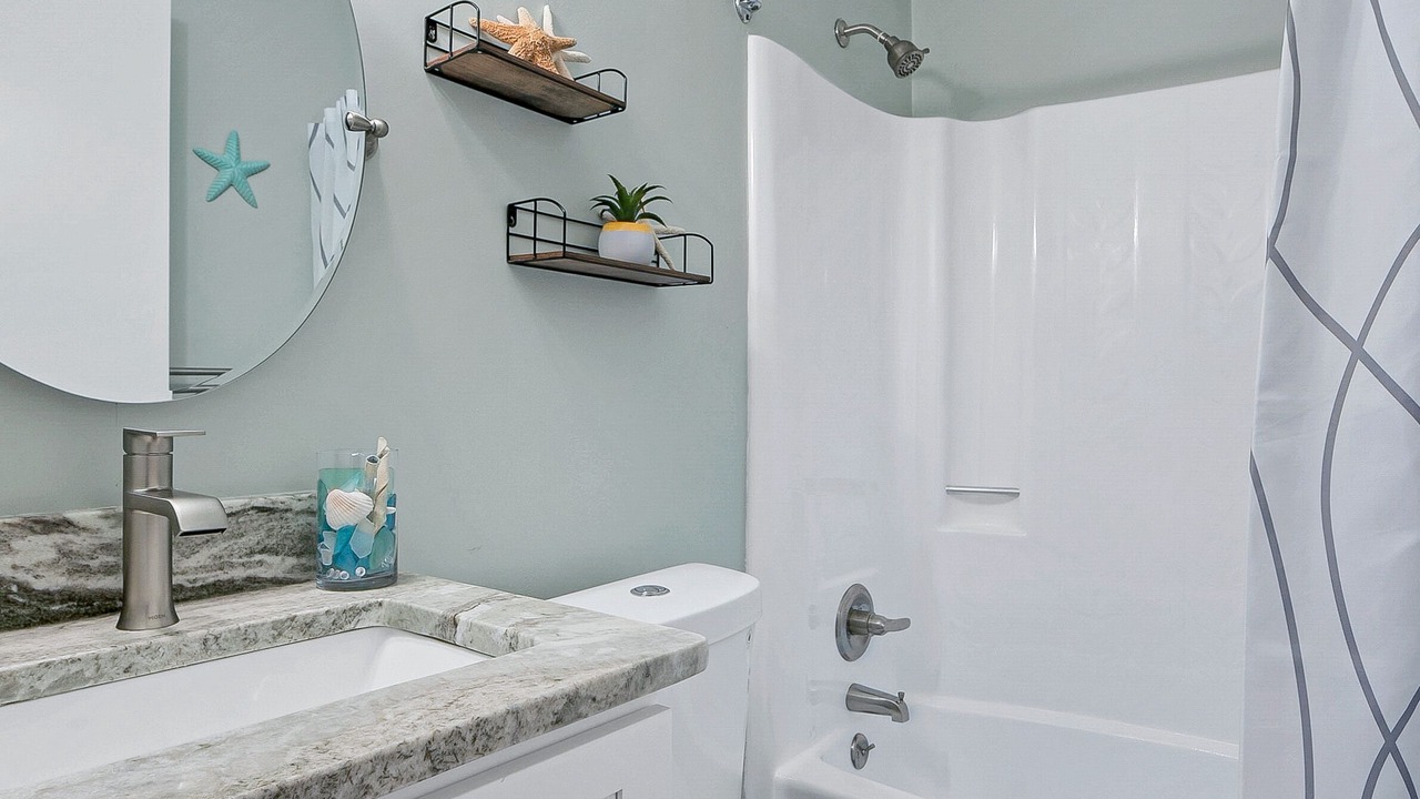 Photo of Bathroom in North Camellia Acres