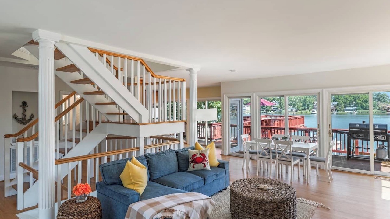 Photo of Livingroom in Arundel on the Bay