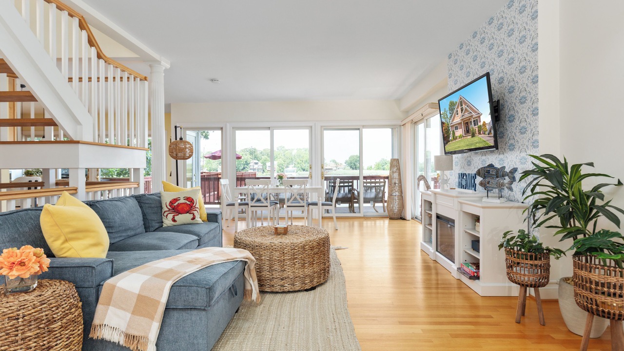 Photo of Livingroom in Arundel on the Bay