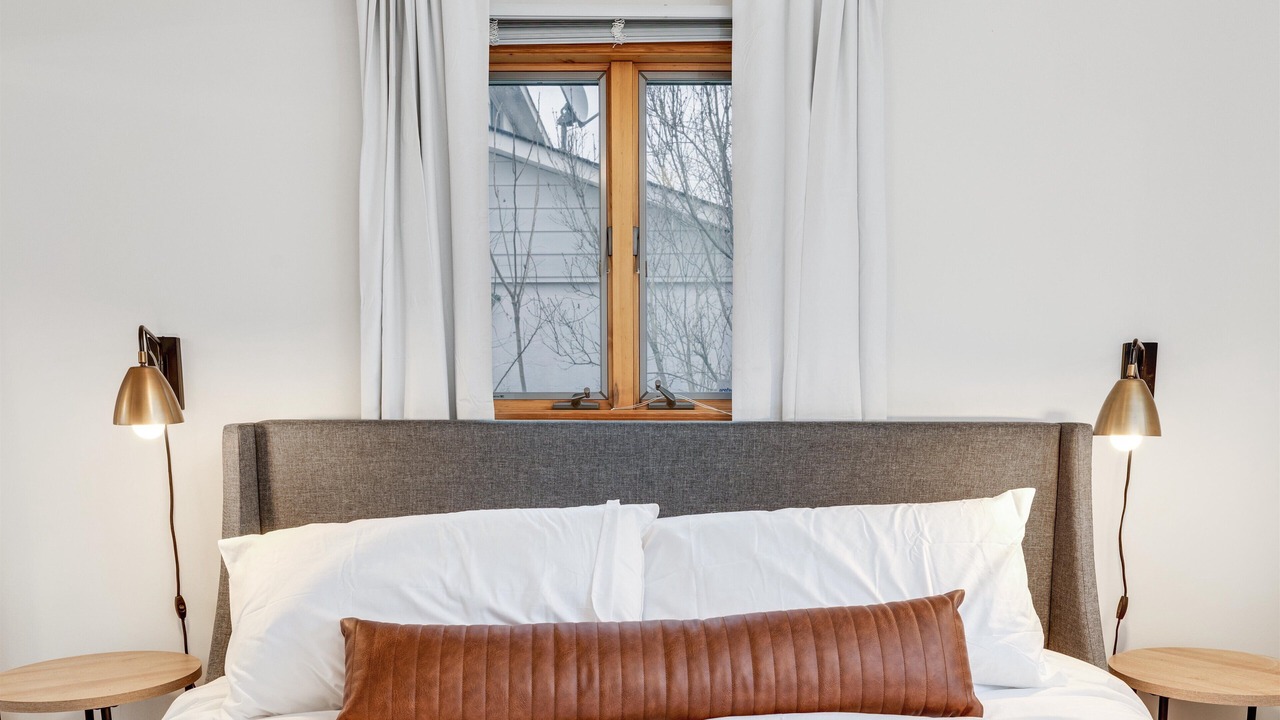 Photo of Bedroom in Lake Orion