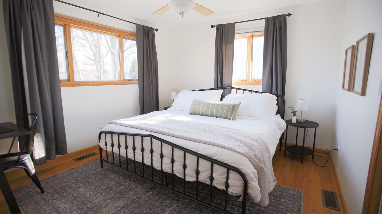 Photo of Bedroom in Lake Orion