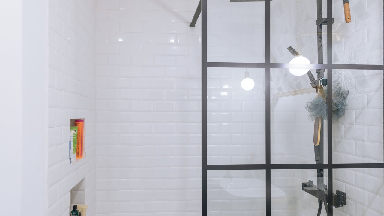 Photo of Bathroom in Issy-les-Moulineaux