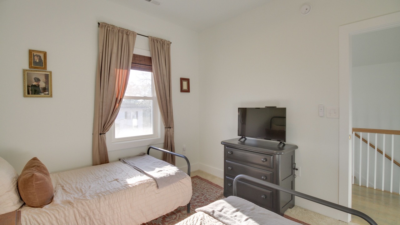 Photo of Bedroom in Appomattox