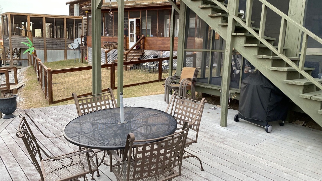 Photo of Outdoor in Horseshoe Lake