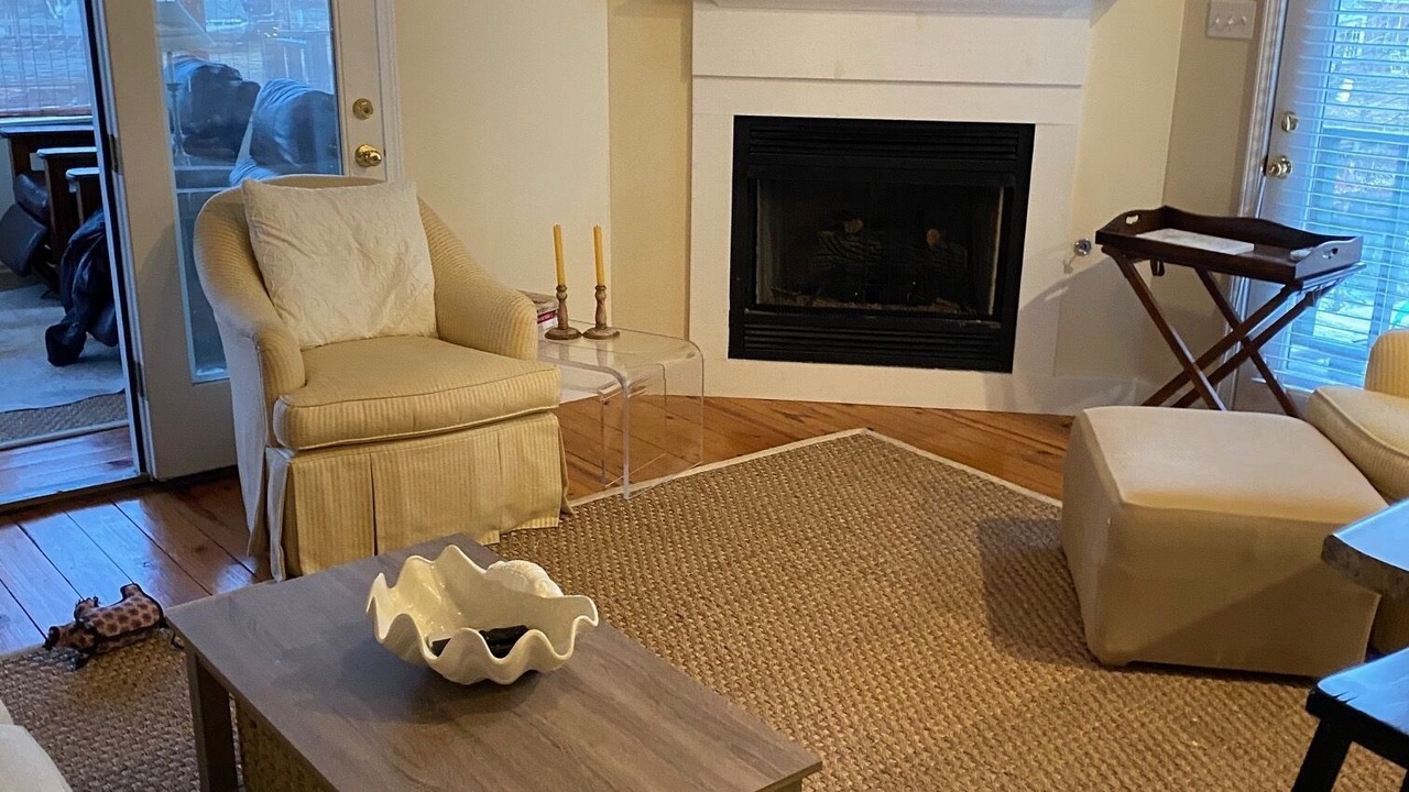 Photo of Livingroom in Horseshoe Lake