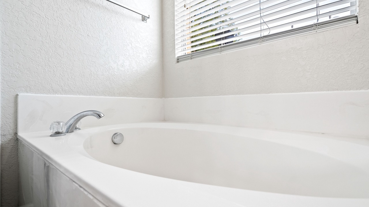 Photo of Bathroom in Far North Central