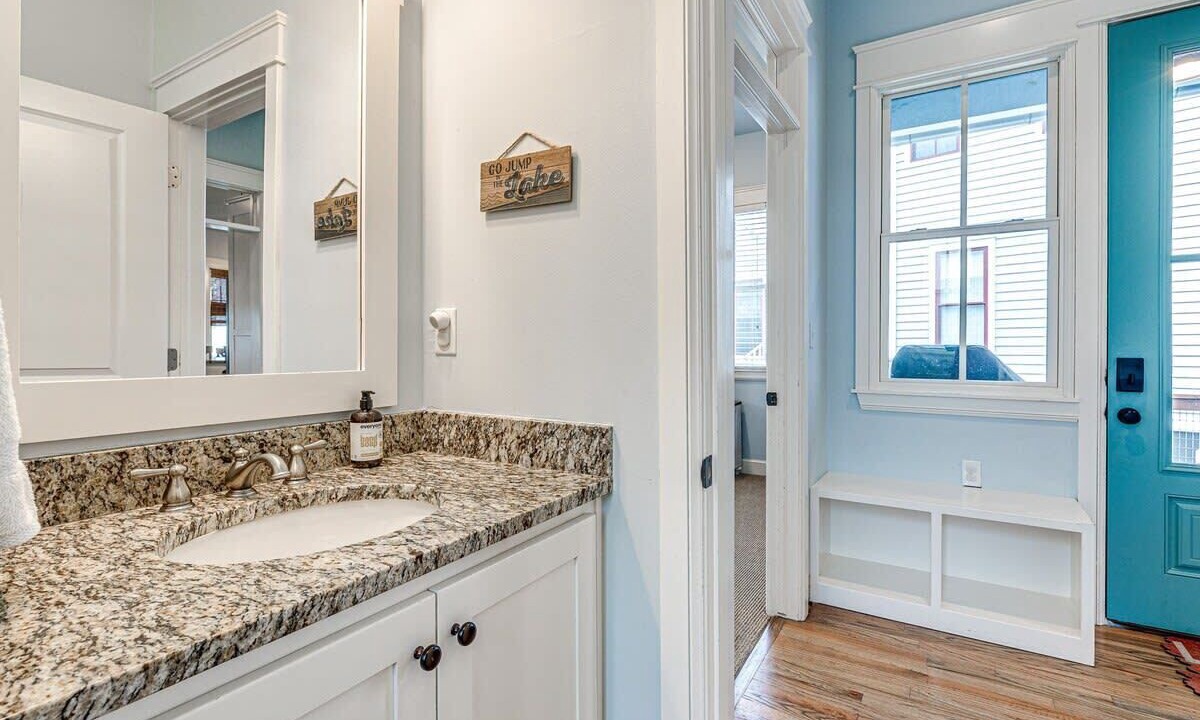 Photo of Bathroom in Eufaula