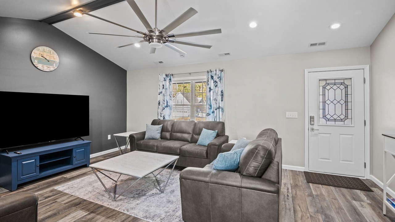 Photo of Bedroom in James City