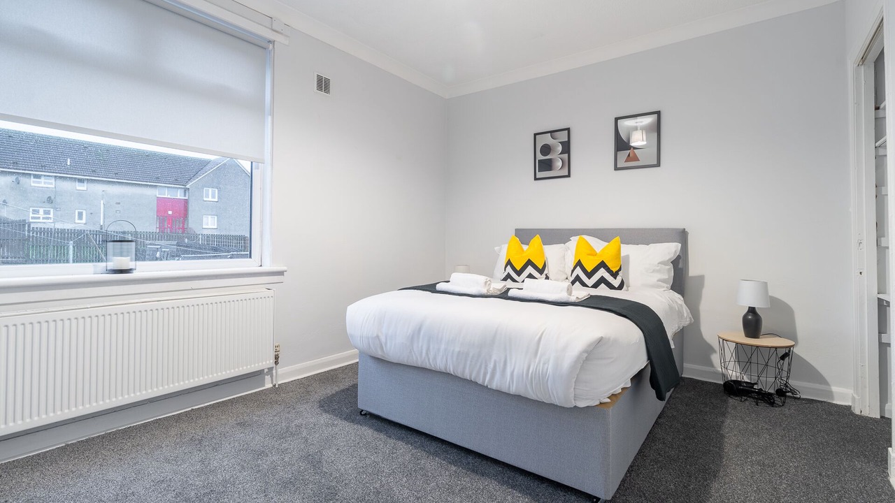 Photo of Others in Shotts