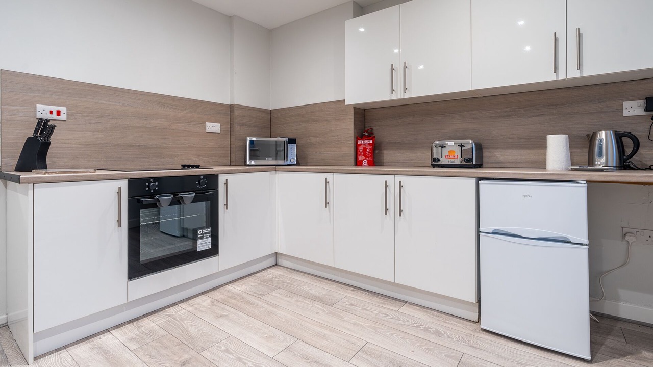 Photo of Others in Shotts