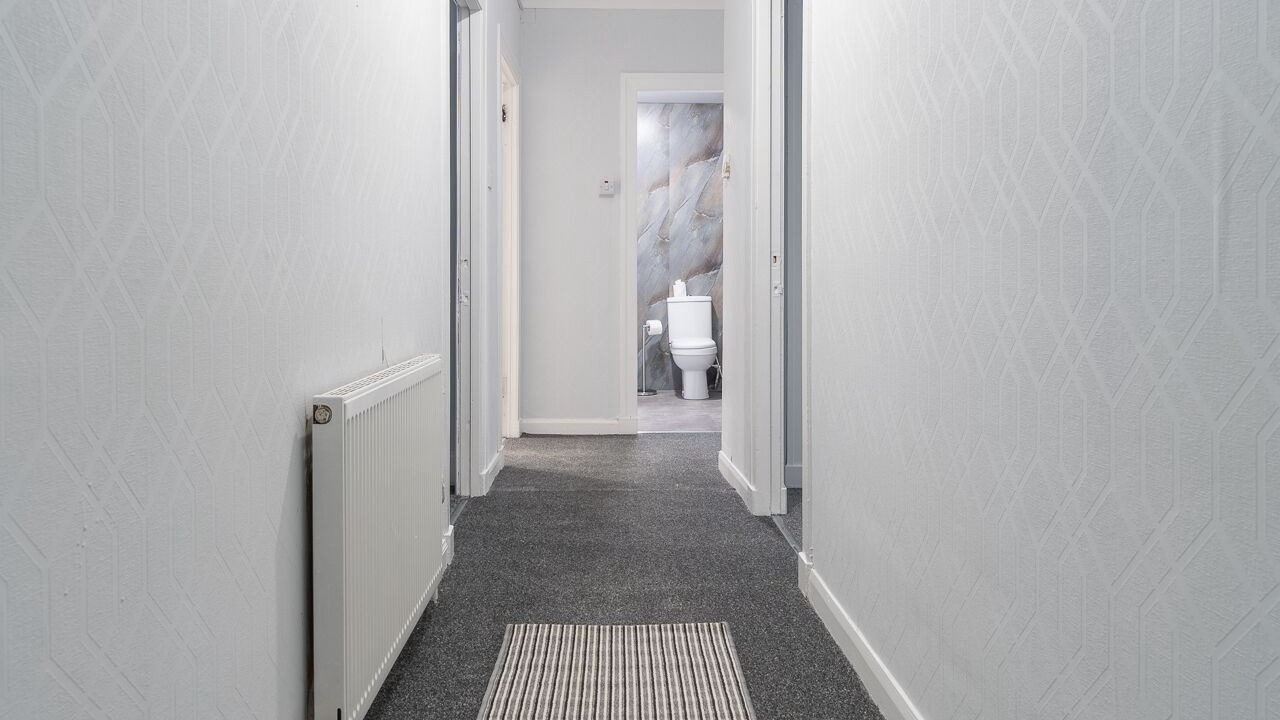 Photo of Others in Shotts