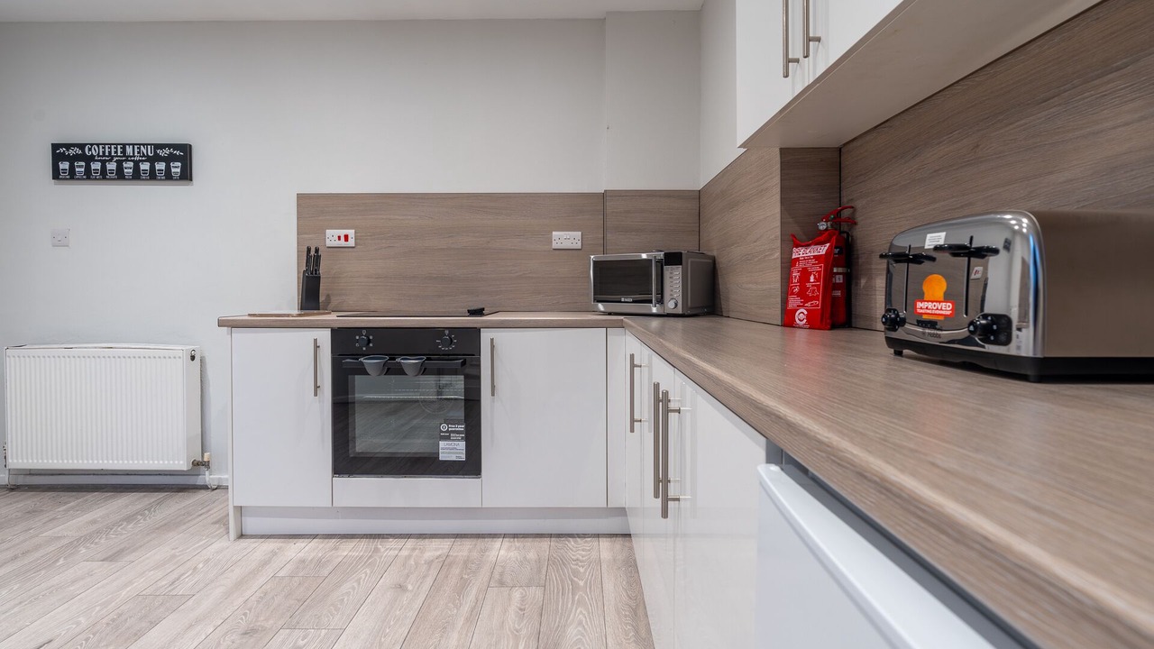 Photo of Others in Shotts