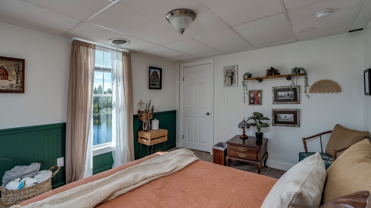 Photo of Bedroom in Gouverneur