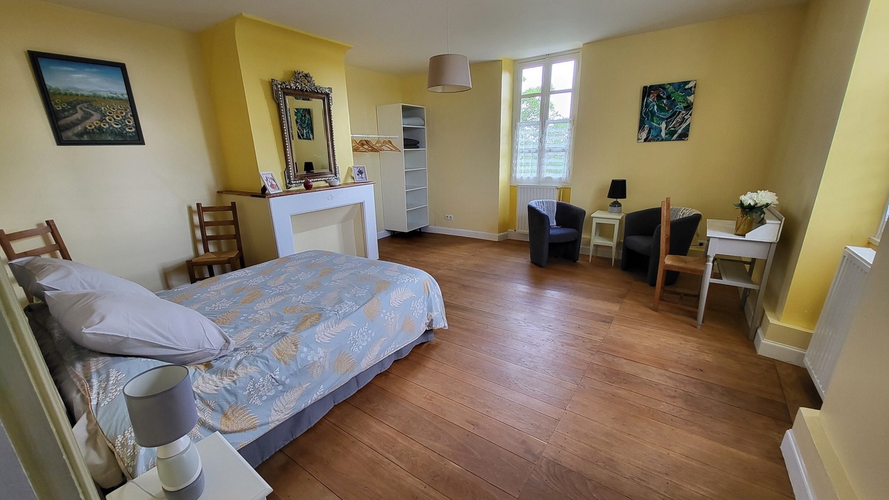 Photo of Bedroom in Monlezun