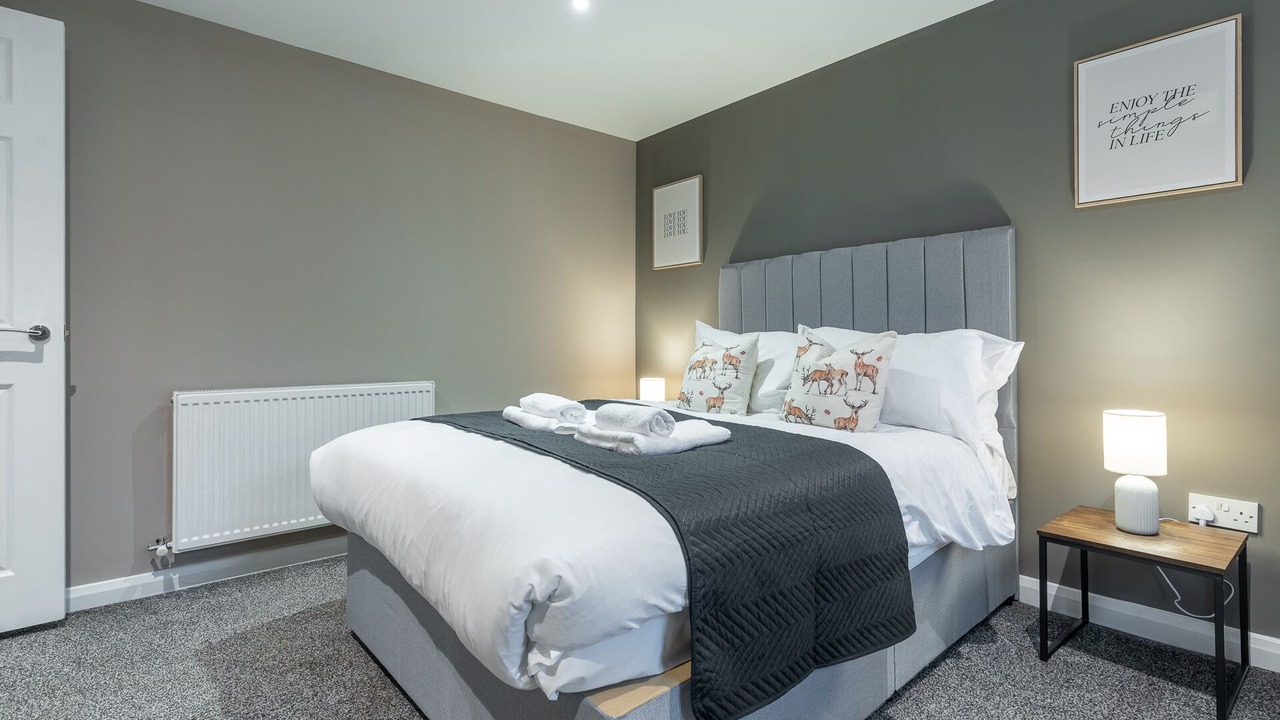 Photo of Others in Lanark