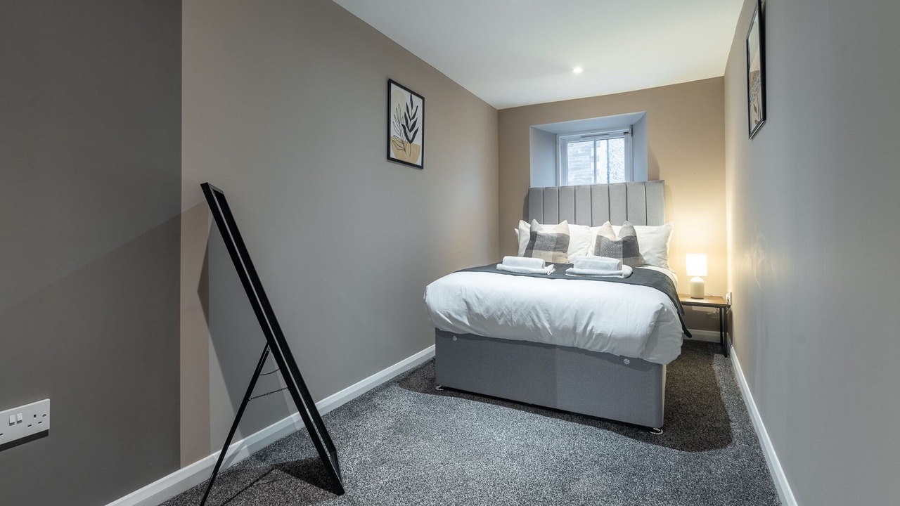 Photo of Others in Lanark