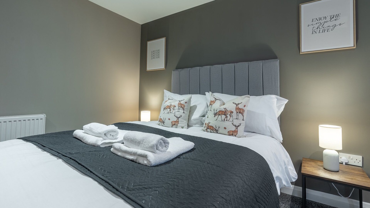 Photo of Others in Lanark