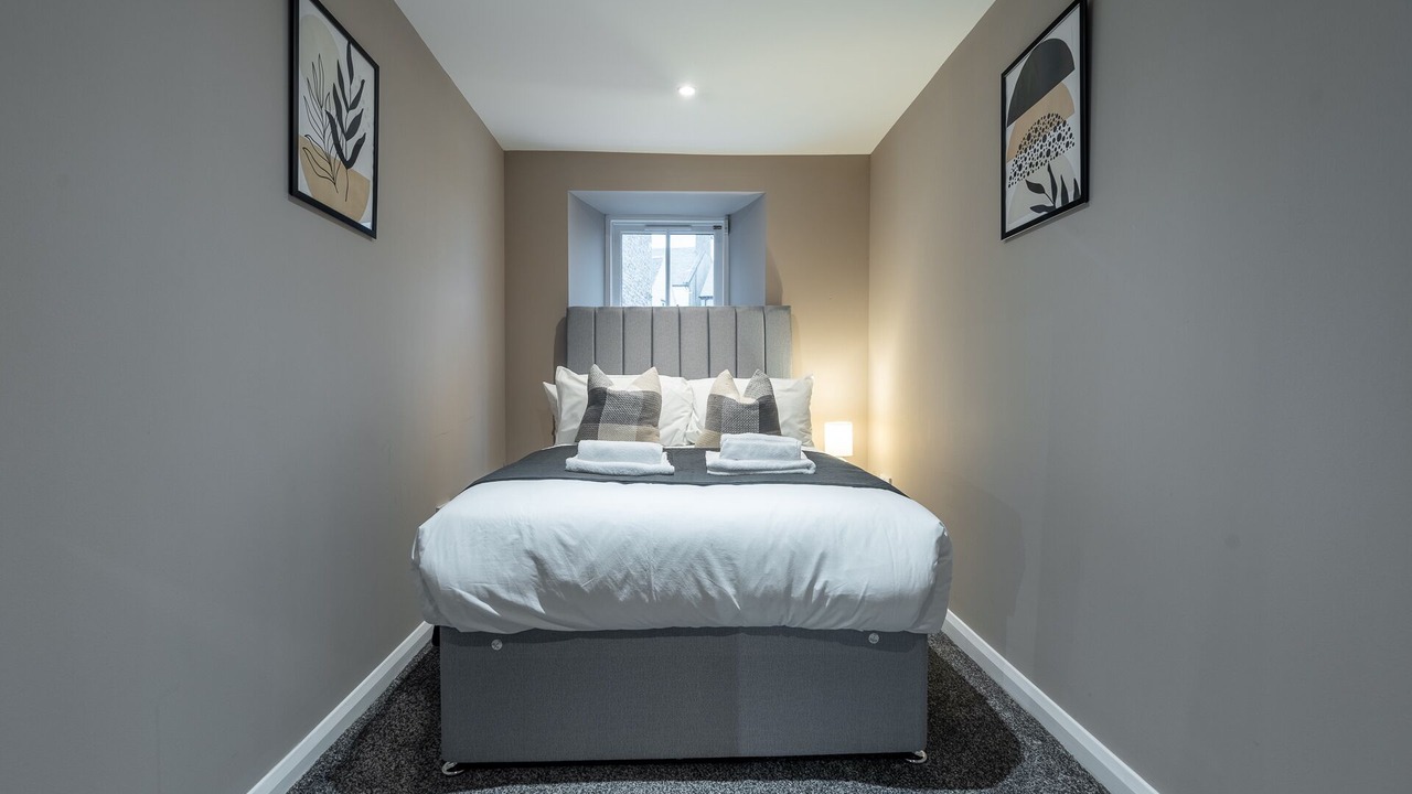 Photo of Others in Lanark