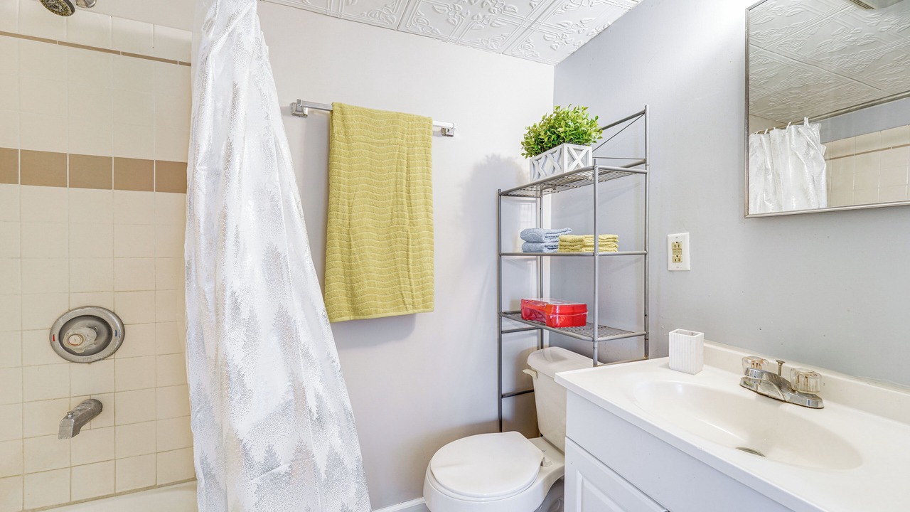 Photo of Bathroom in Dexter