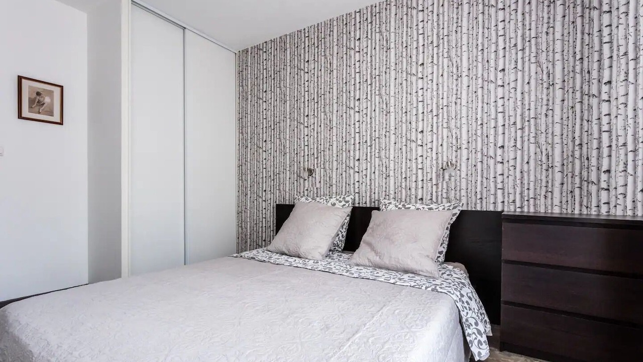 Photo of Bedroom in Antigone