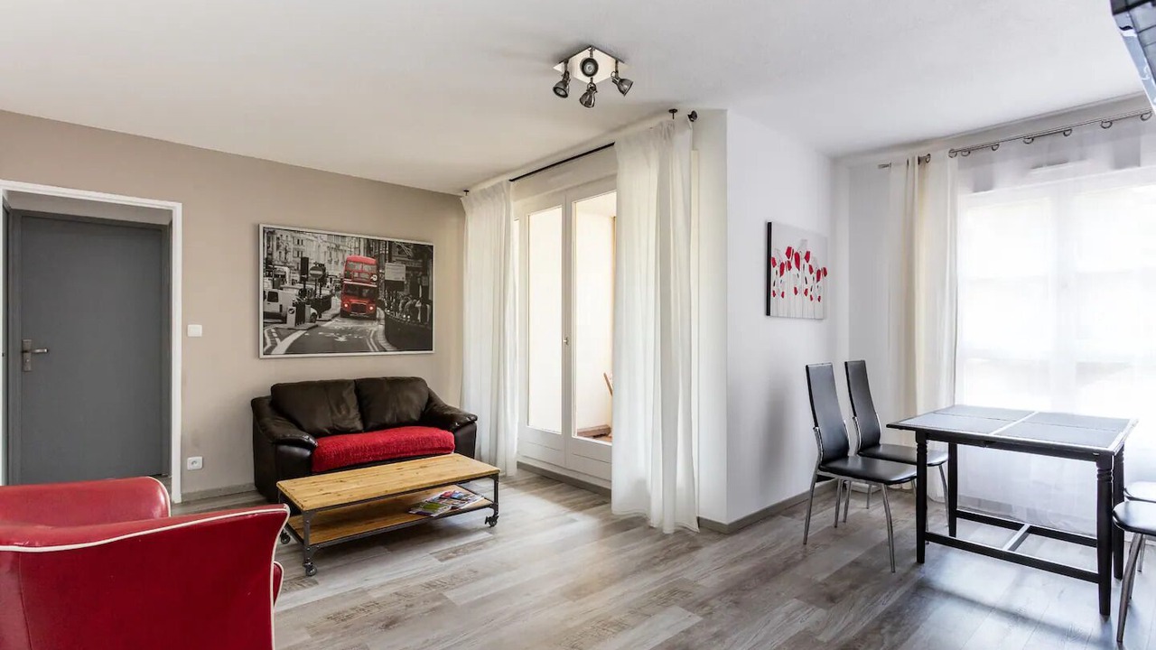 Photo of Livingroom in Antigone