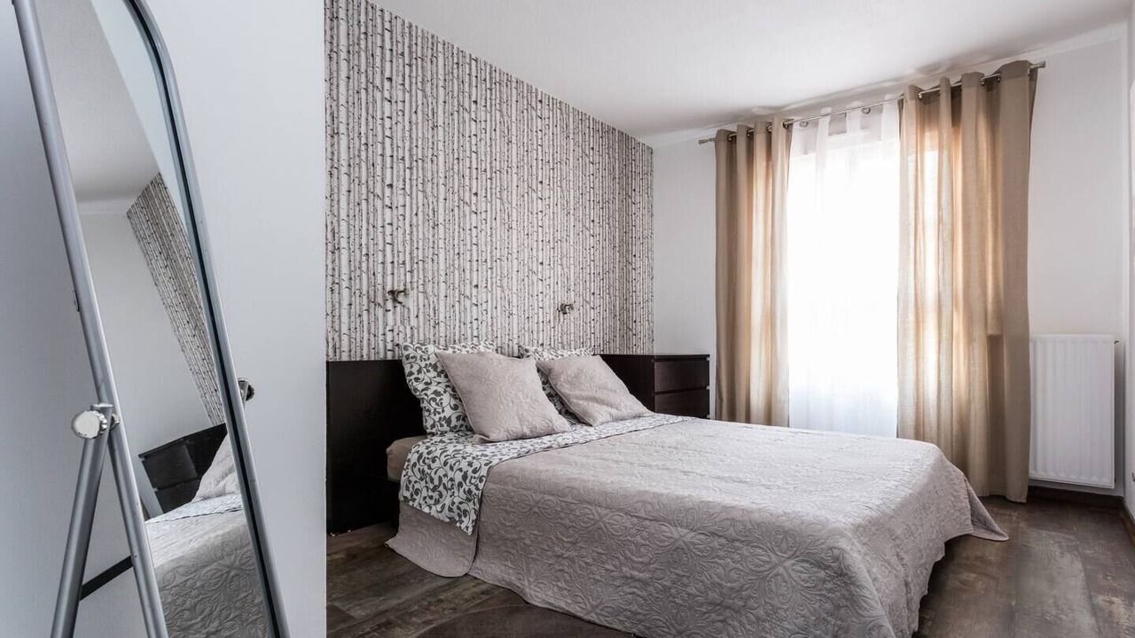 Photo of Bedroom in Antigone