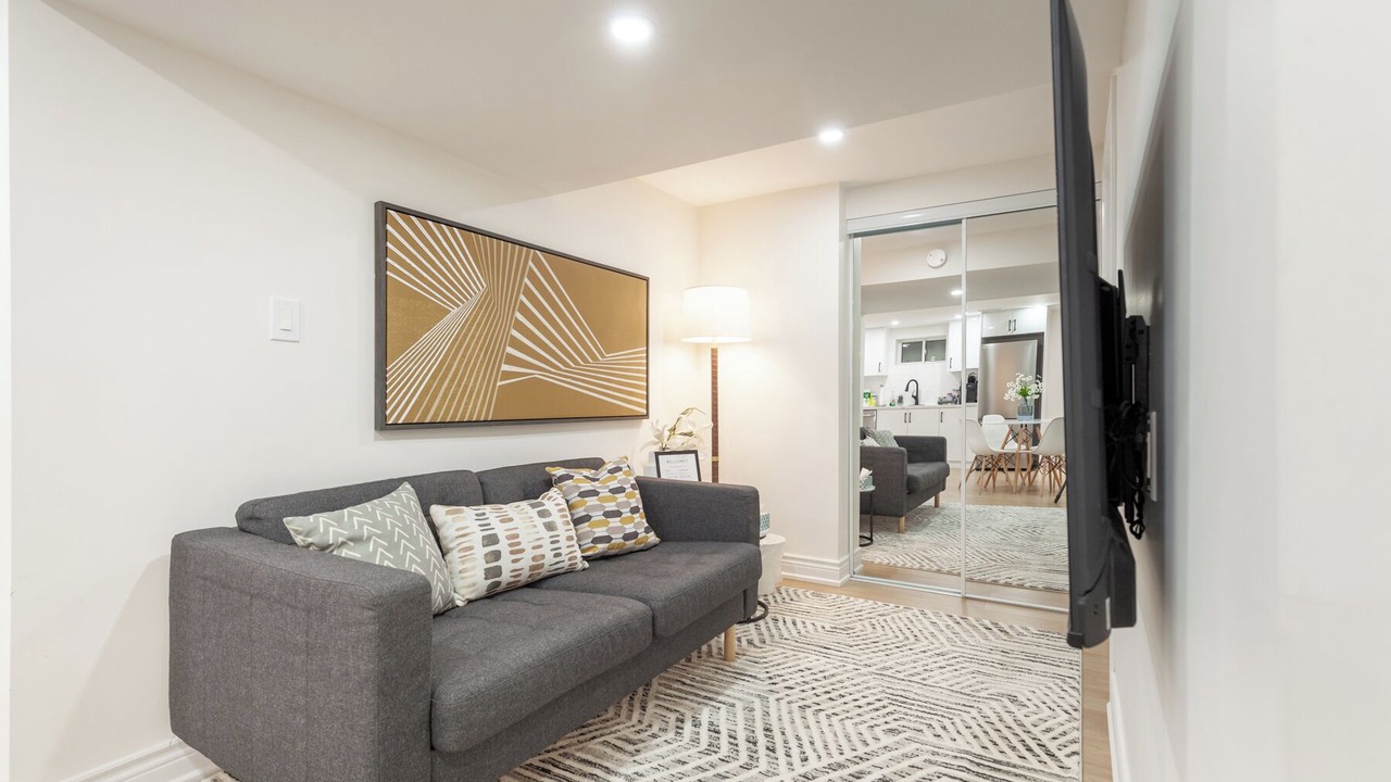 Photo of Livingroom in Richmond Hill
