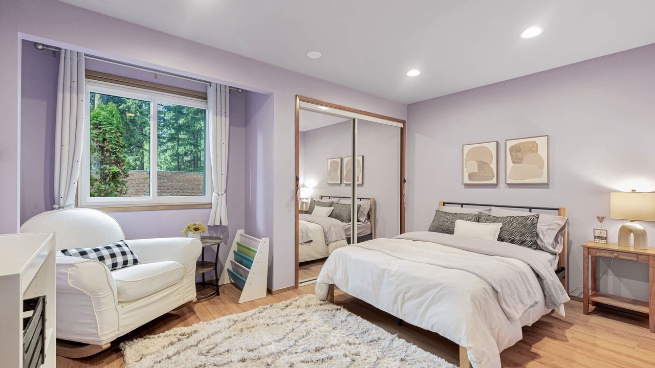 Photo of Bedroom in Inglewood-Finn Hill