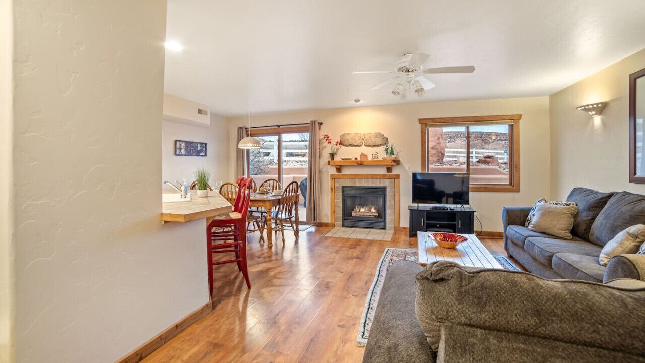 Photo of Livingroom in Moab South Valley