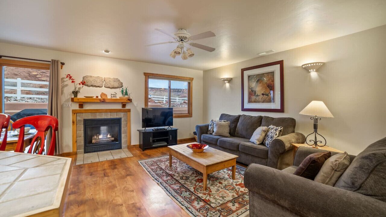Photo of Livingroom in Moab South Valley