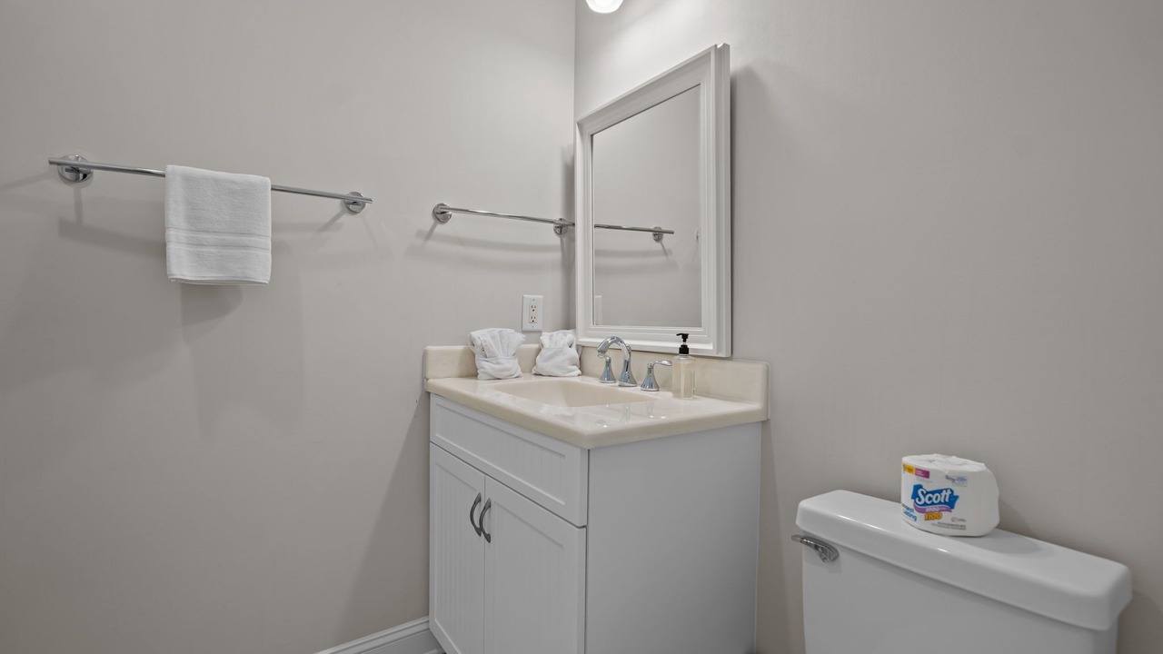 Photo of Bathroom in North Carolina Coast