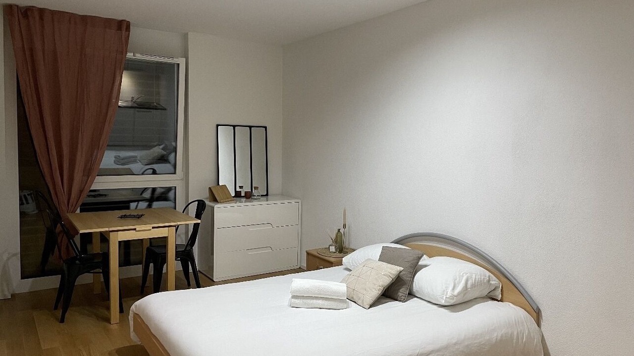 Photo of Bedroom in Prilly