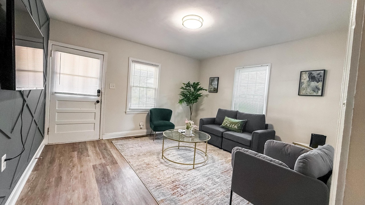 Photo of Livingroom in Durham