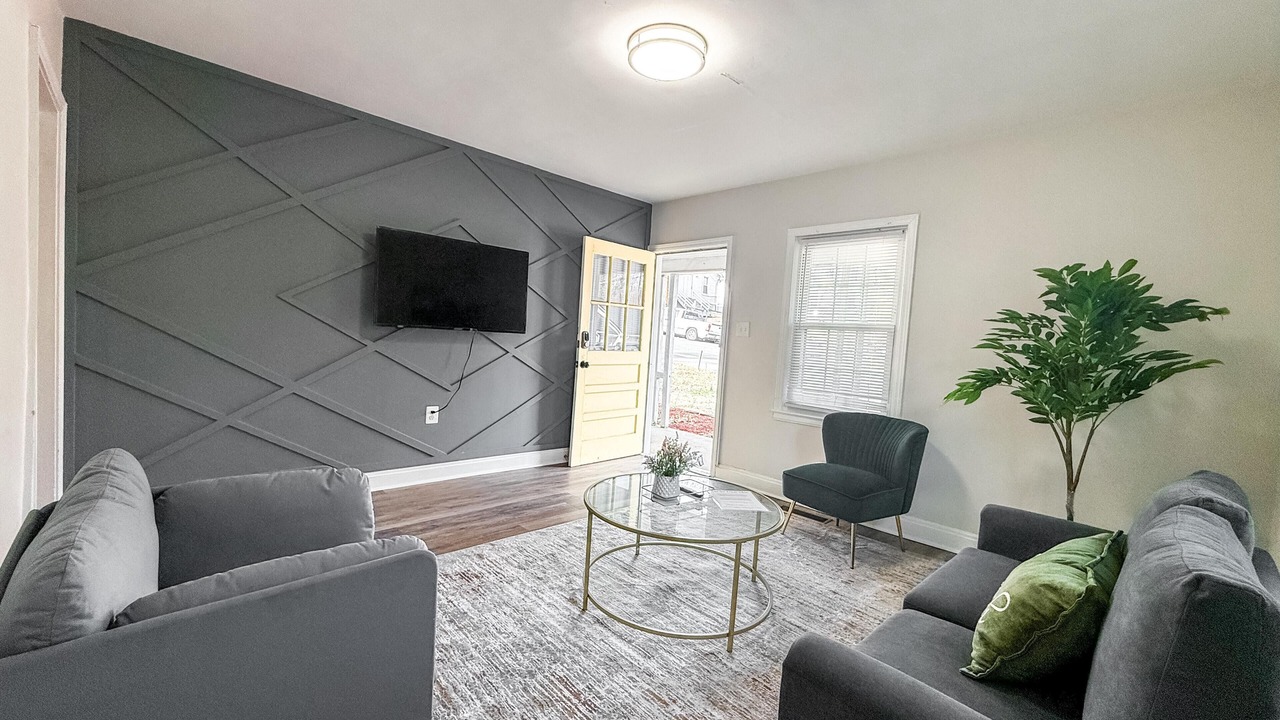 Photo of Livingroom in Durham