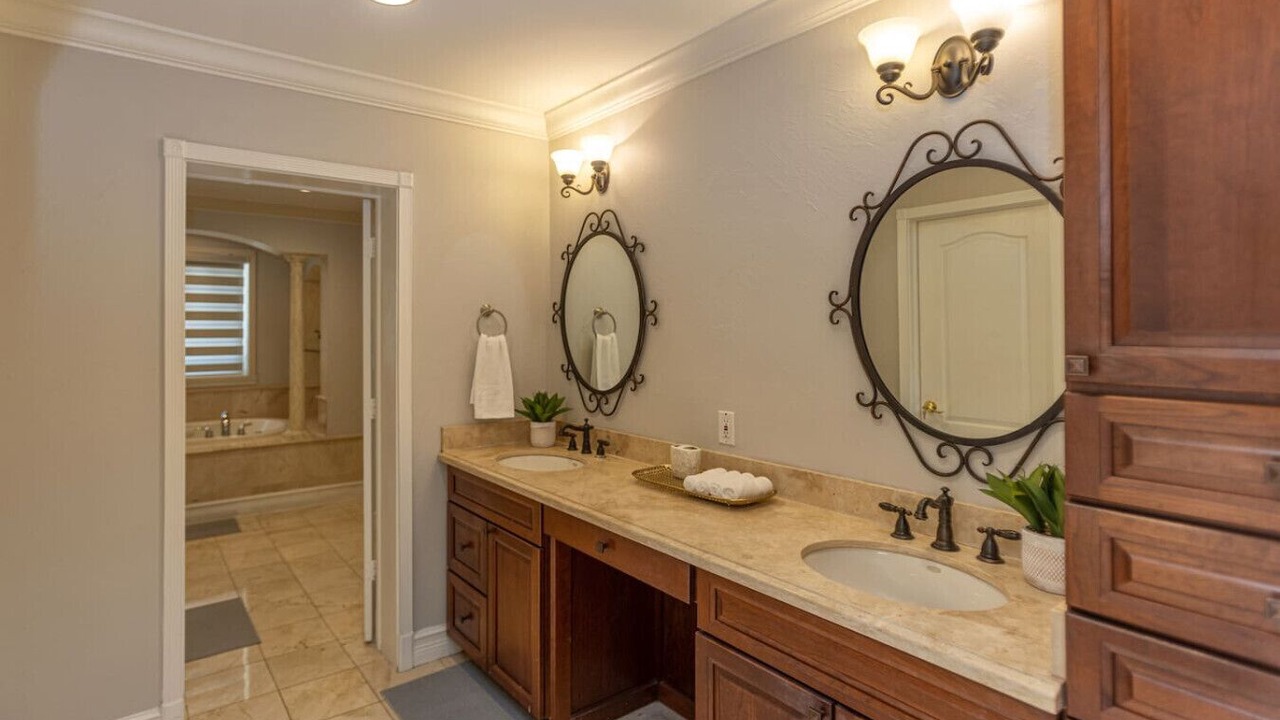 Photo of Bathroom in Coral Terrace