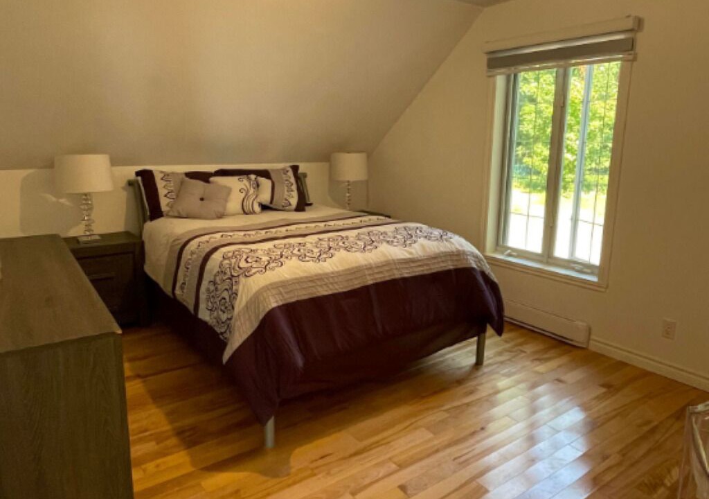 Photo of Bedroom in St-Francois-de-l'Ile-d'Orleans