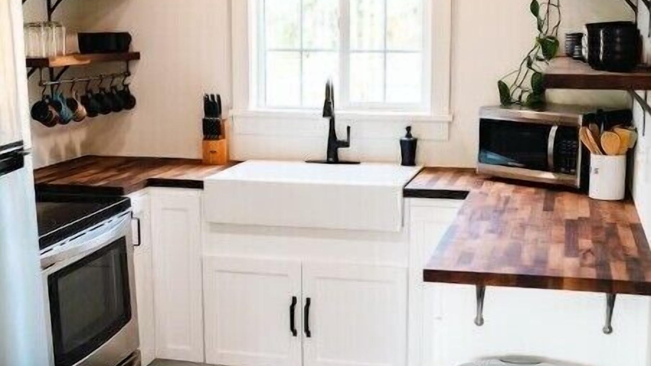 Photo of Kitchen in Eatonville