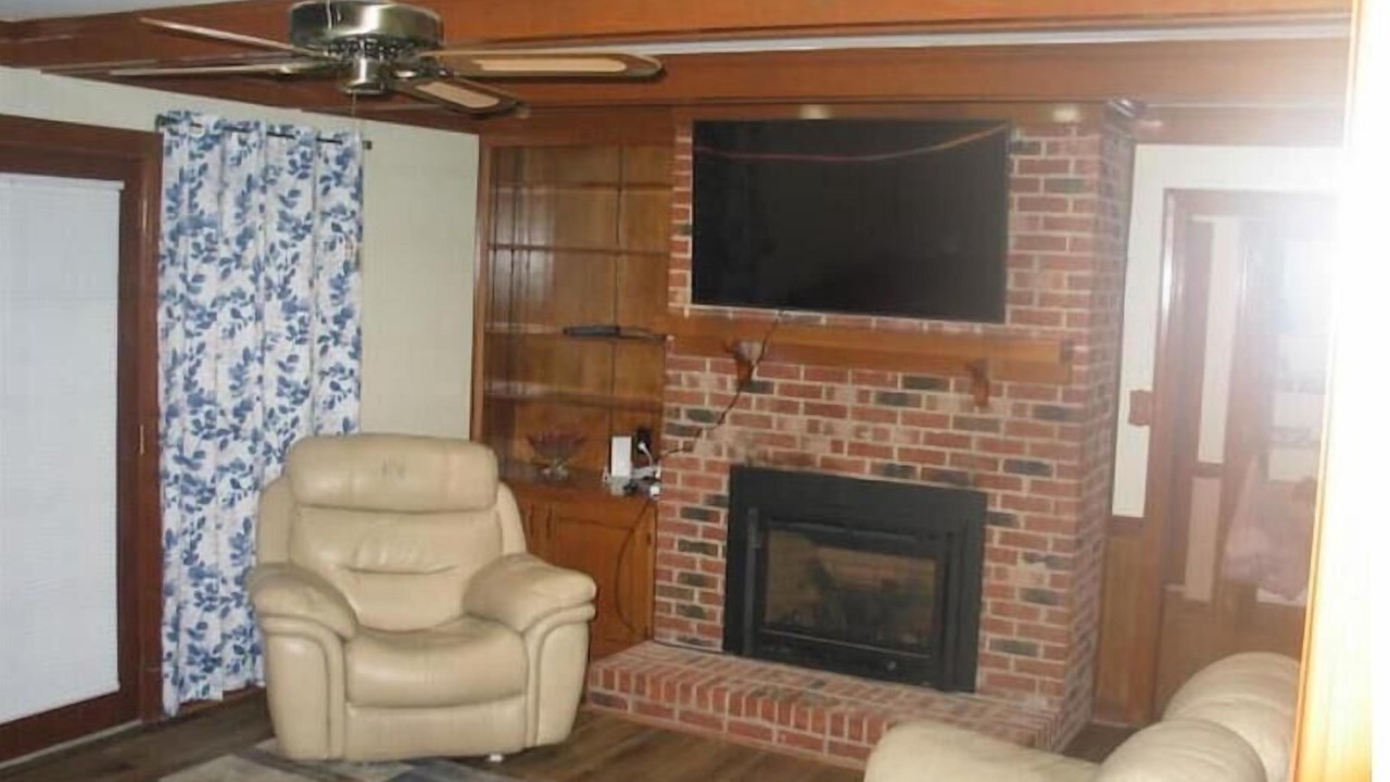 Photo of Livingroom in Cary