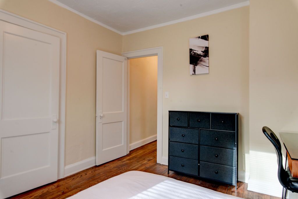 Photo of Bedroom in Cleveland
