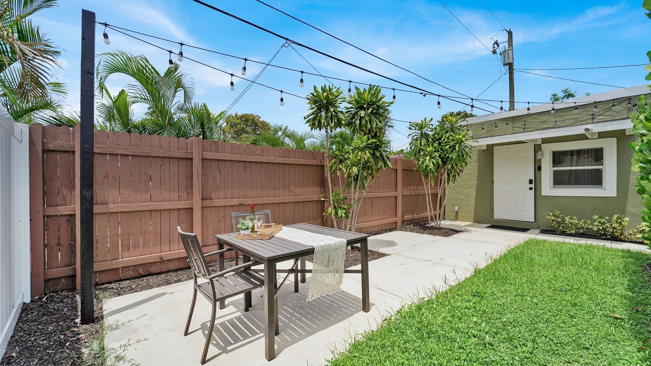 Photo of Outdoor in Parker Ridge